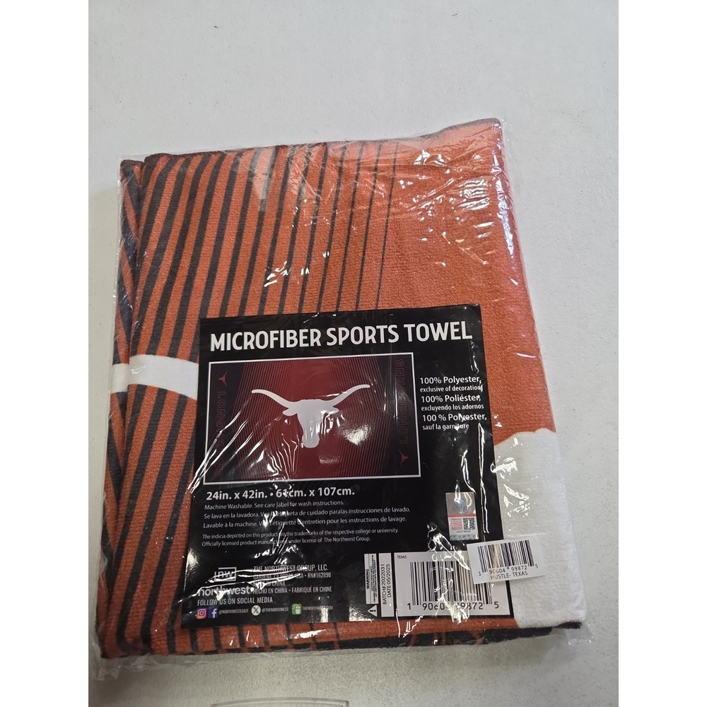 Texas Longhorns Microfiber Sports Towel 24x42 Orange Striped NCAA Official New